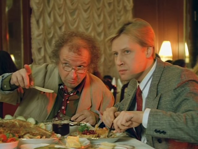 Корсет пен шұлықтағы порно дилдо