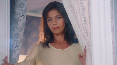 ТЕСТ: Угадайте фильмы с Еленой Сафоновой по одному кадру!