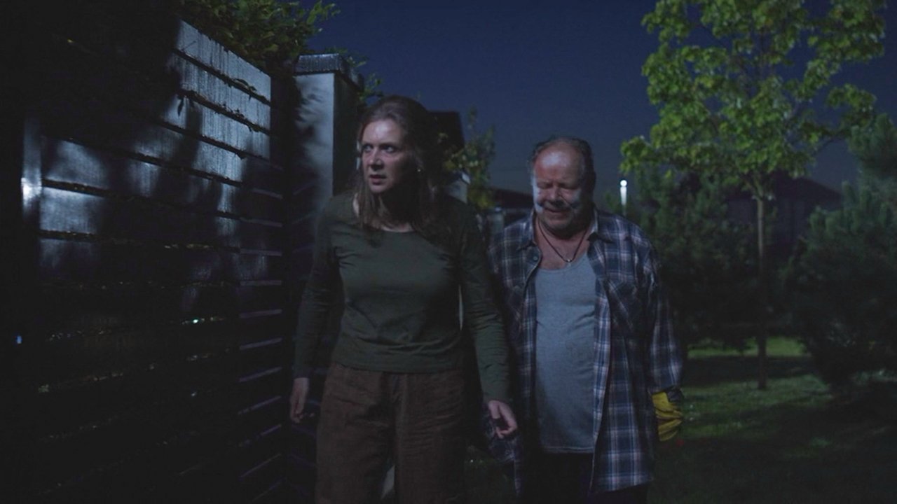 Не одна дома