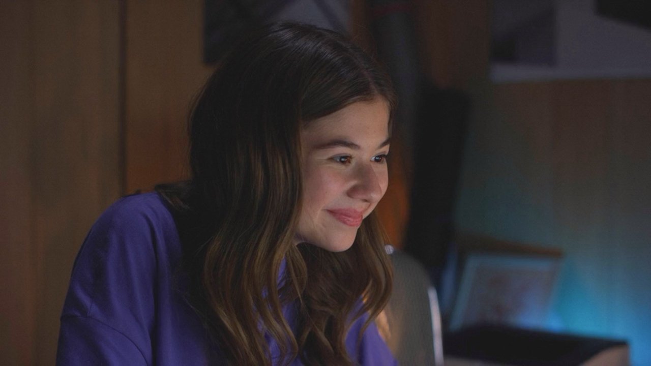 Не одна дома